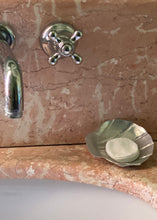 Load image into Gallery viewer, CONCHIGLIA - Set of 2 Shell Bowls