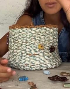 FISCULINA - Woven Beaded Hand Bag