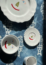Load image into Gallery viewer, MÀSCARA - Wiggly Plate
