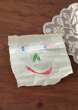 Load image into Gallery viewer, MÀSCARA - Wiggly Plate
