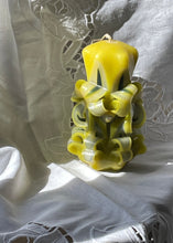 Load image into Gallery viewer, C A N D I L A - Sculpted Candle
