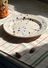 Load image into Gallery viewer, SCHIZZO Misto Mare - Set of 4 Terracotta Plates
