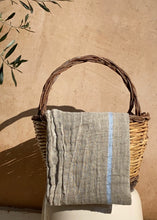 Load image into Gallery viewer, TELO - Linen Towel
