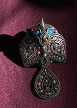 Load image into Gallery viewer, Turquoise CHIRYA - Bird Ring
