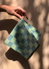 Load image into Gallery viewer, SIRVIETTU - Set of 8 Napkins
