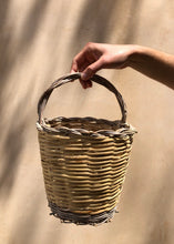 Load image into Gallery viewer, C E S T I N E L L A - Basket
